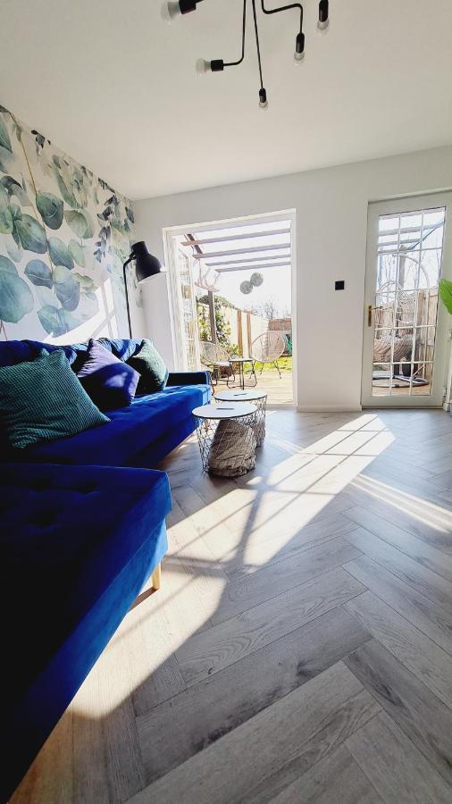 Ferienwohnung Beautiful 2Bed House With Garden, Walking Distance To Town - Free Parking Glasgow Exterior foto
